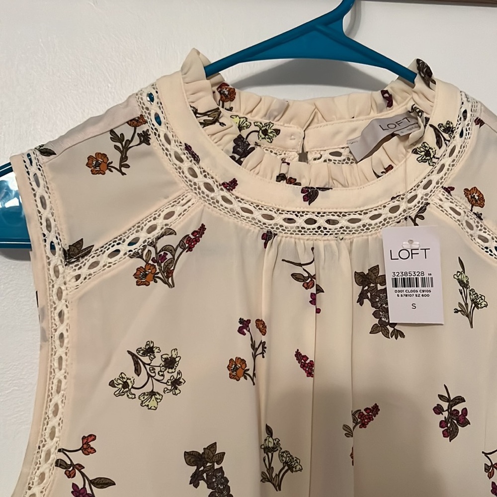 LOFT - sleeveless silk blouse